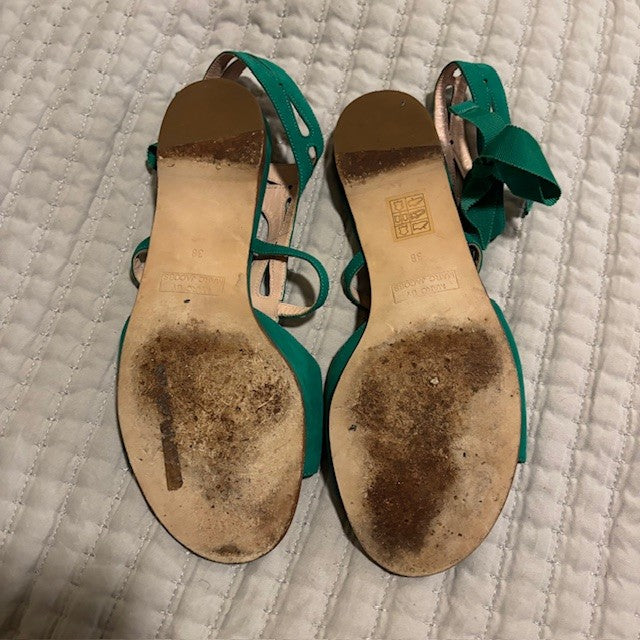 Marc by Marc Jacobs Green Suede Strappy Sandals – Bow Tie Flats – Size 38 (US 7.5–8)