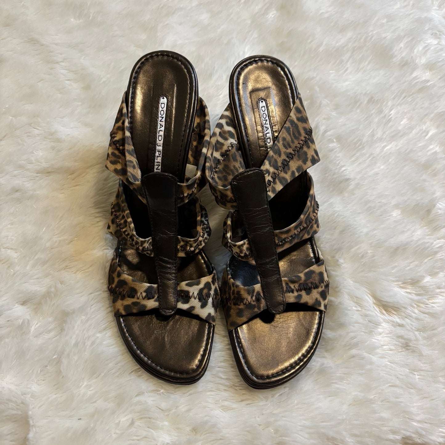 Donald J Pliner Women’s Leopard Print Peep Toe Heeled Sandals – Size 8.5 Narrow