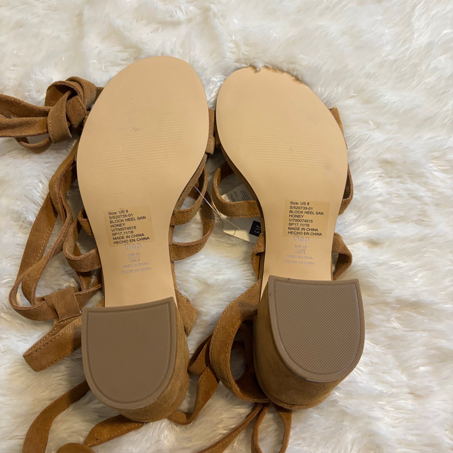 Gap Honey Suede Lace-Up Block Heel Sandals – Size 8 (NWT)