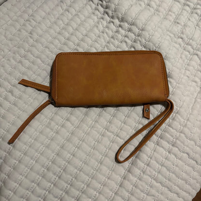 Free People Vegan Leather Wristlet Wallet – Distressed Brown Zip Around Clutch