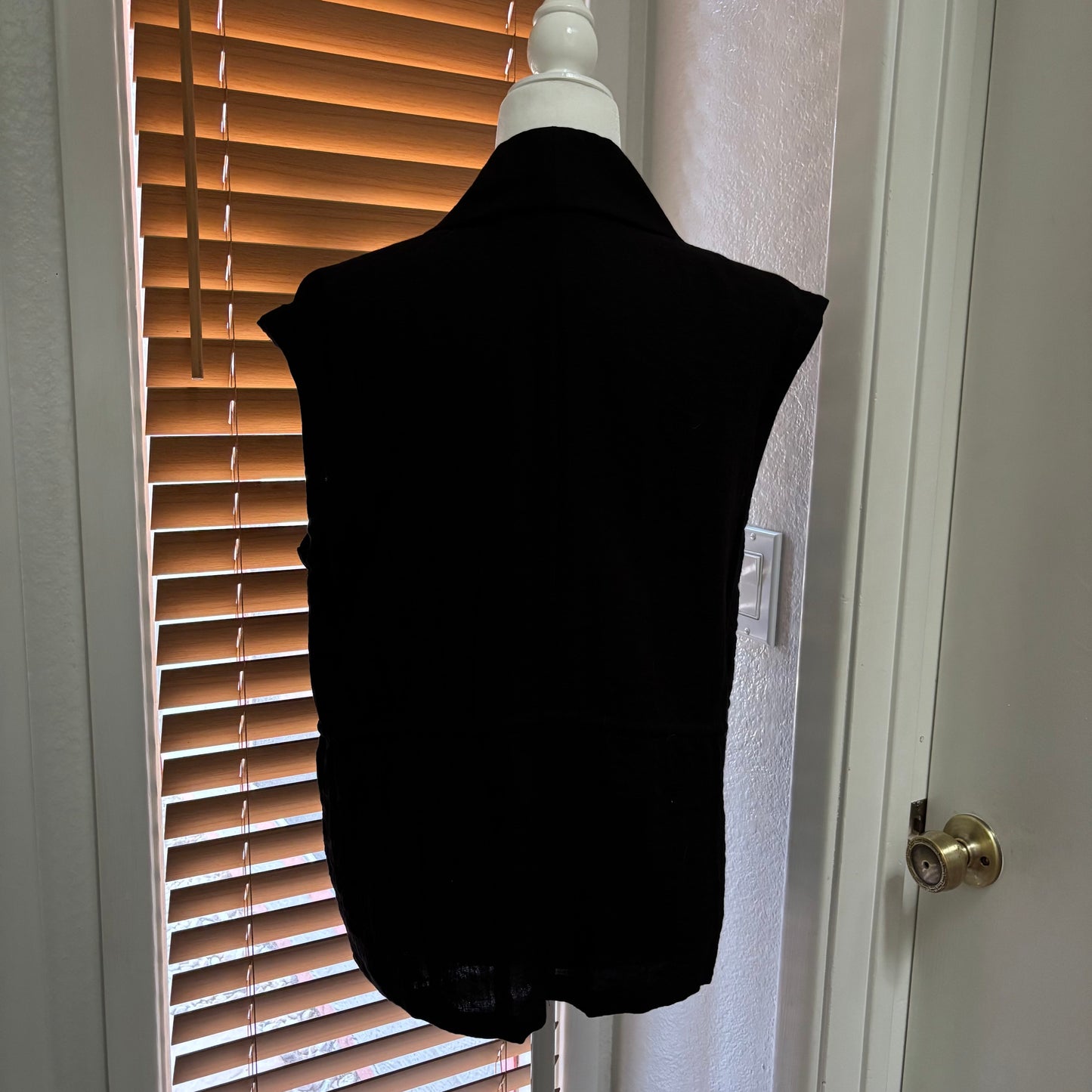 Calvin Klein Black Sleeveless Blazer Vest – Tie Waist Longline Jacket Size Medium