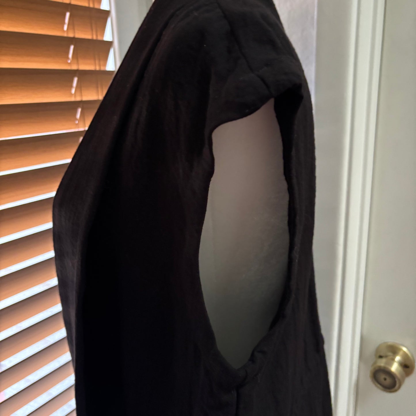 Calvin Klein Black Sleeveless Blazer Vest – Tie Waist Longline Jacket Size Medium