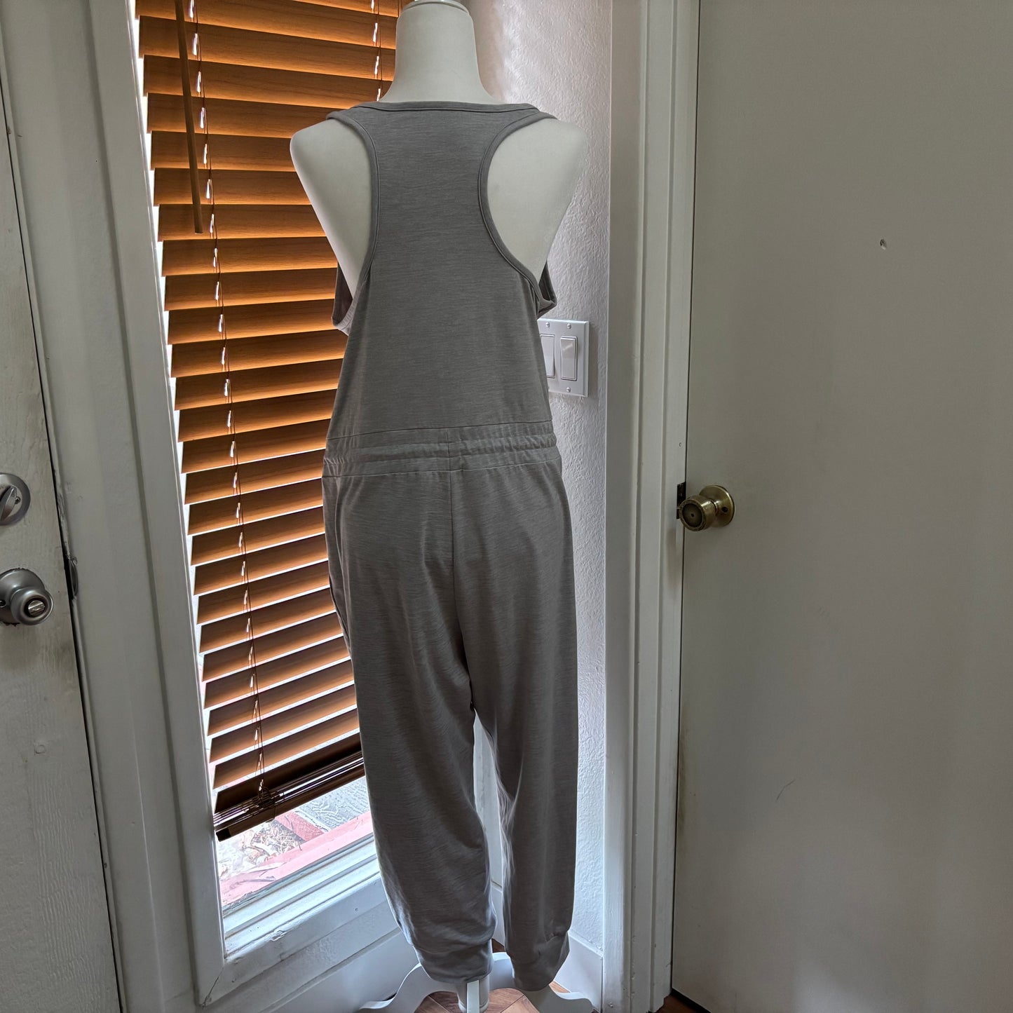 Nike Dri-Fit Gray Sleeveless Jumpsuit – Women’s Size 1X