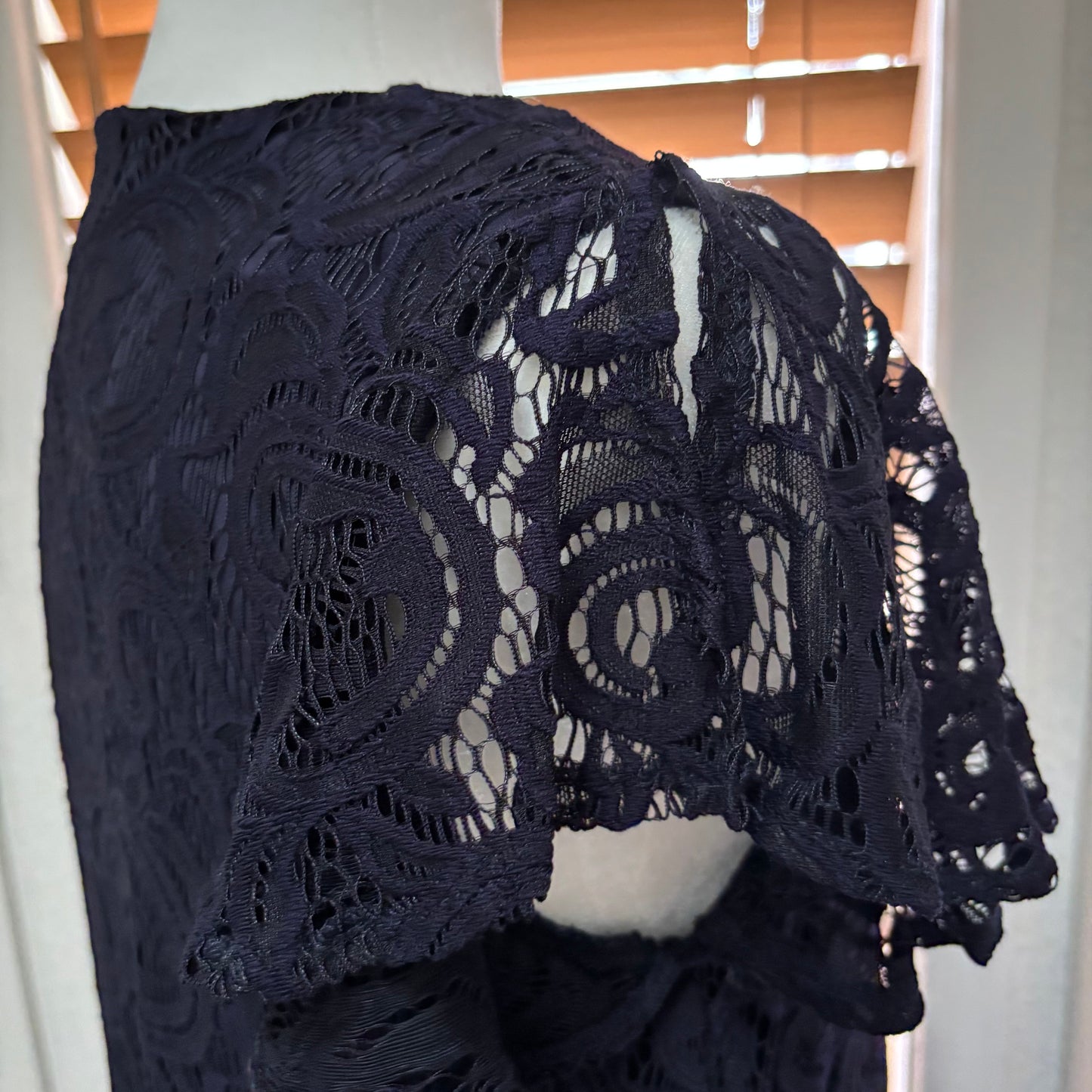 Dana Buchman Navy Blue Floral Lace Overlay Dress – Short Sleeve, Size Small