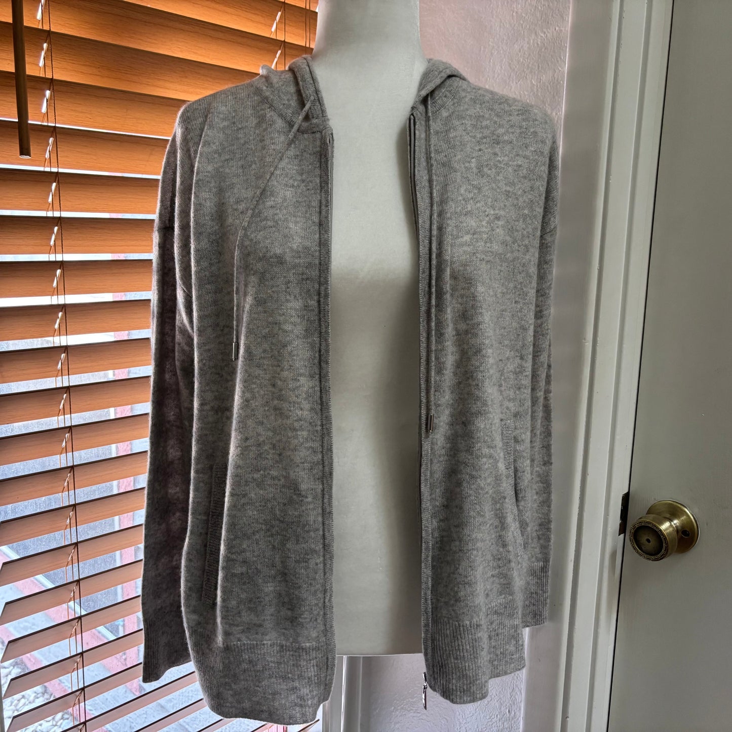 Charter Club 100% Cashmere Zip-Front Hooded Cardigan – Ice Grey Heather, Size Large