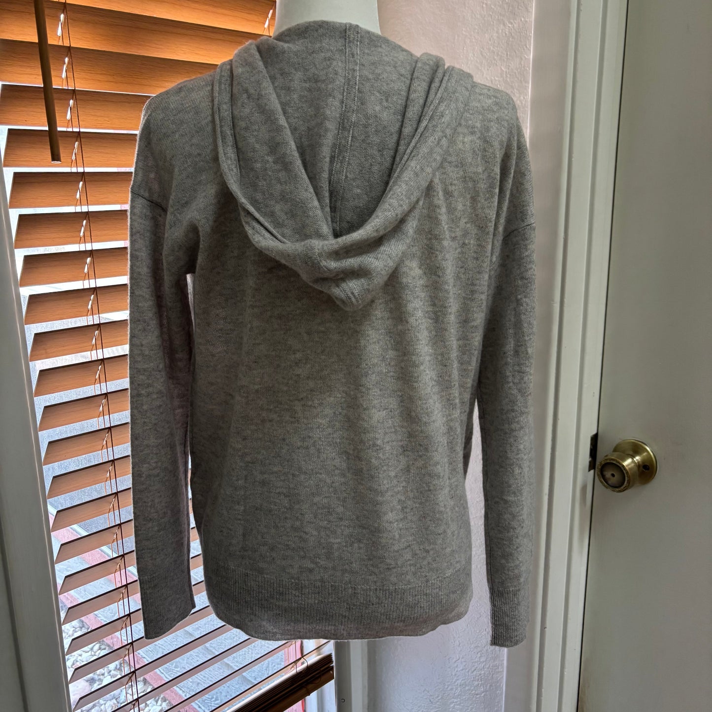 Charter Club 100% Cashmere Zip-Front Hooded Cardigan – Ice Grey Heather, Size Large