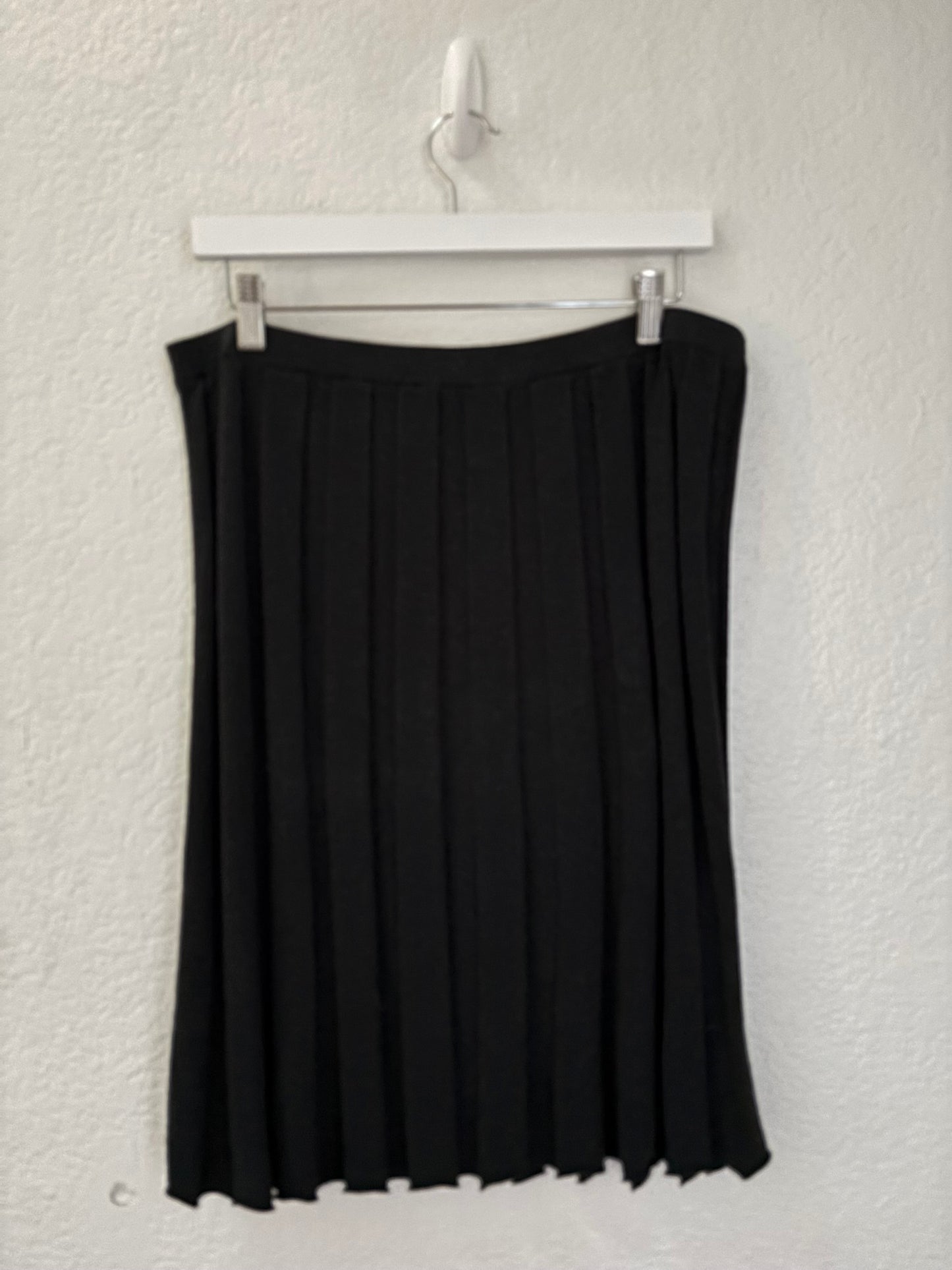 ISDA & Co. Black/Dark Charcoal Pleated Knit Skirt Silk Cashmere Blend Size L